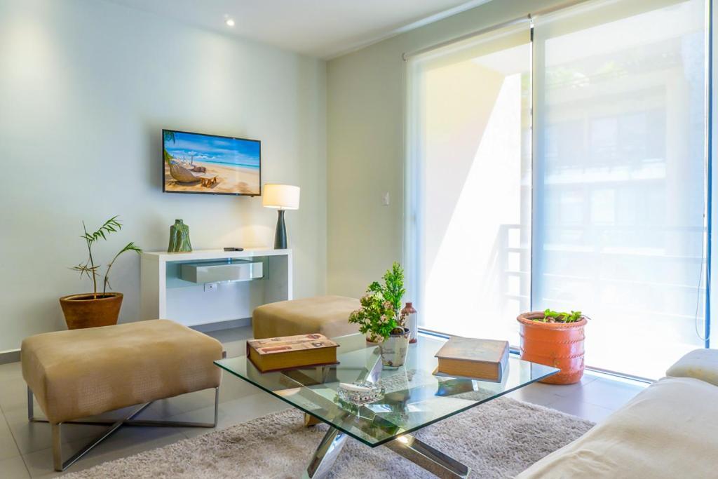 Lunada By Bric *